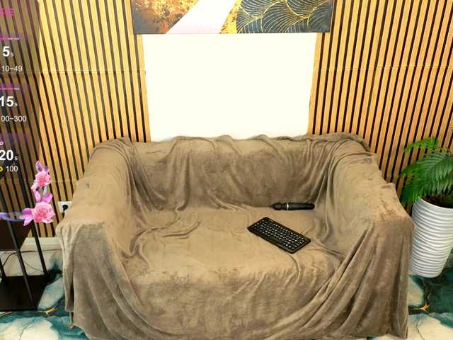 SugarNyaa's BongaCams show and profile