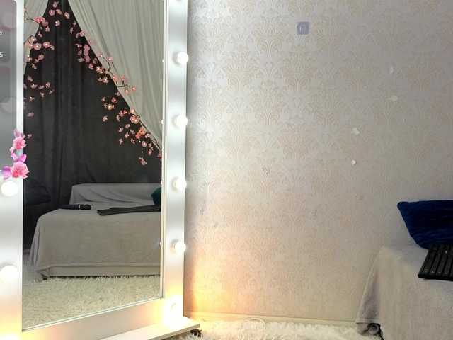 SugarNyaa's BongaCams show and profile