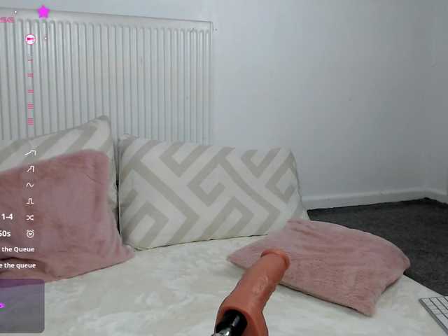 bonnie-bennett69's BongaCams show and profile