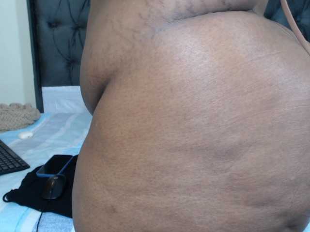 Your-Milly168's BongaCams show and profile