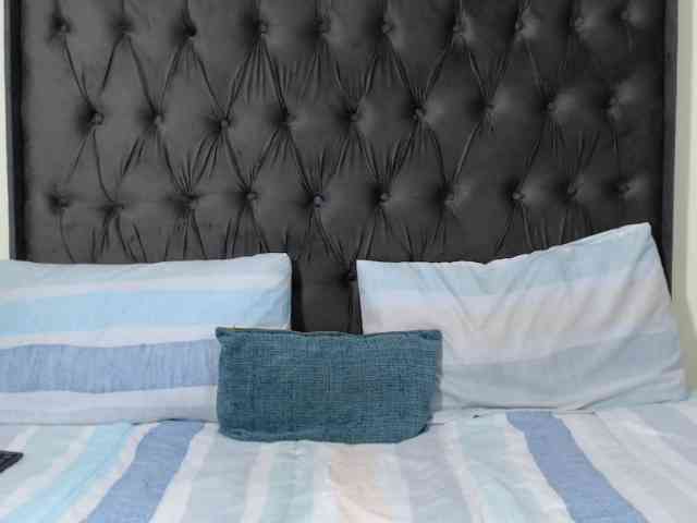 Your-Milly168 webcam