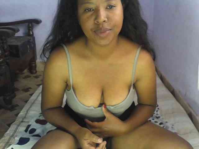 kaelah Live Webcam on BongaCams