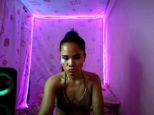 LovelyQueen Live Webcam on BongaCams