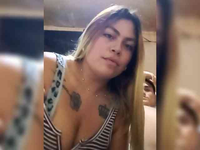 BlanquitaHot666 webcam