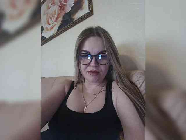 Oksi8 Live Webcam on BongaCams