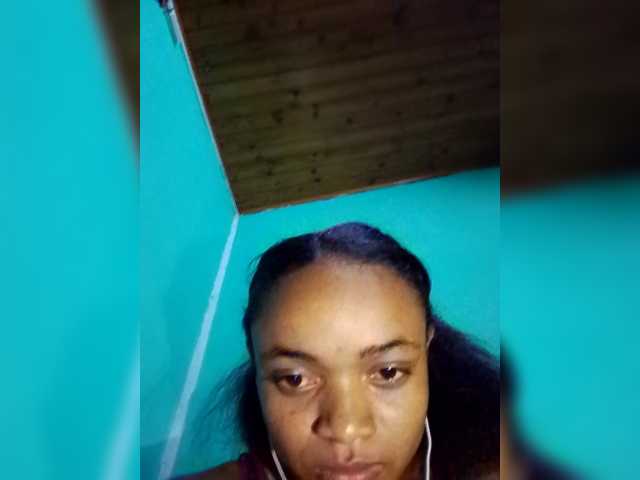 Miorita Live Cam on BongaCams