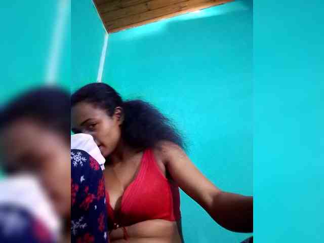 Miorita Live Webcam on BongaCams