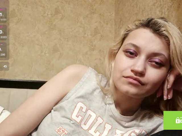 DetraRediger's BongaCams show and profile