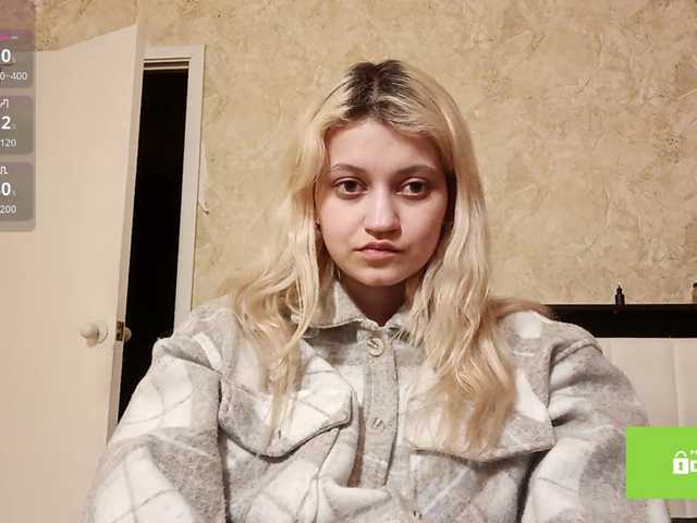 DetraRediger's BongaCams show and profile