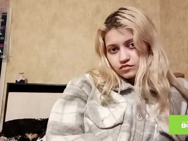 DetraRediger's BongaCams show and profile