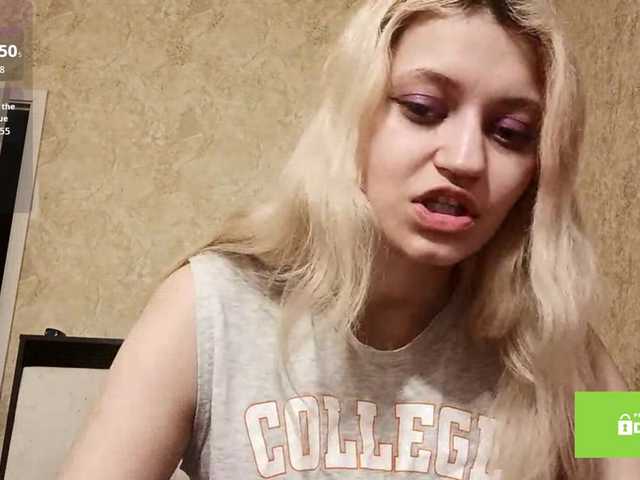 DetraRediger's BongaCams show and profile