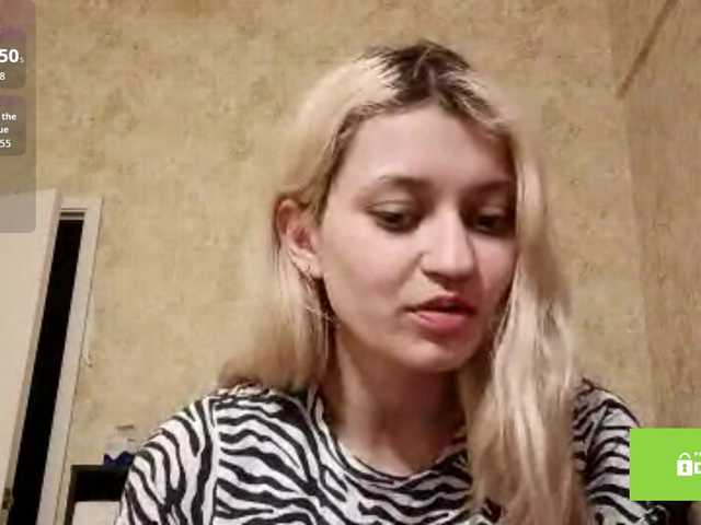 DetraRediger's BongaCams show and profile