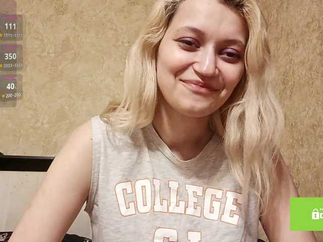 DetraRediger's BongaCams show and profile