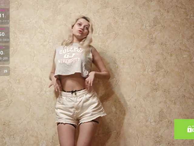 DetraRediger's BongaCams show and profile