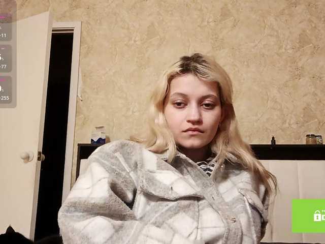 DetraRediger's BongaCams show and profile