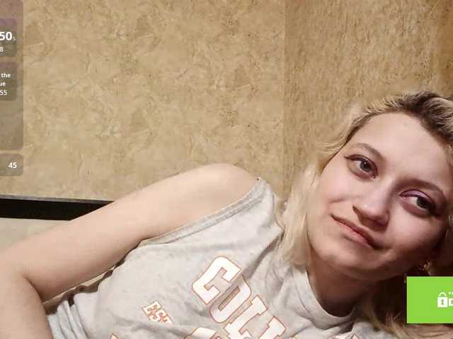 DetraRediger's BongaCams show and profile