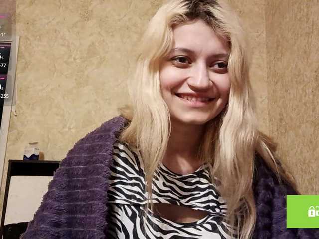 DetraRediger's BongaCams show and profile