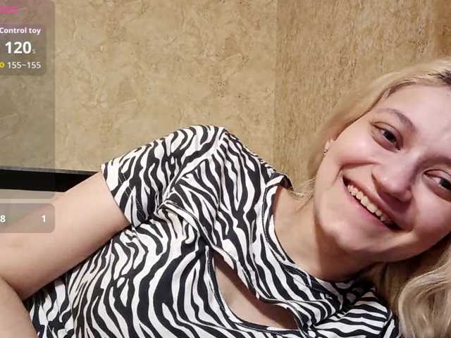 DetraRediger's BongaCams show and profile