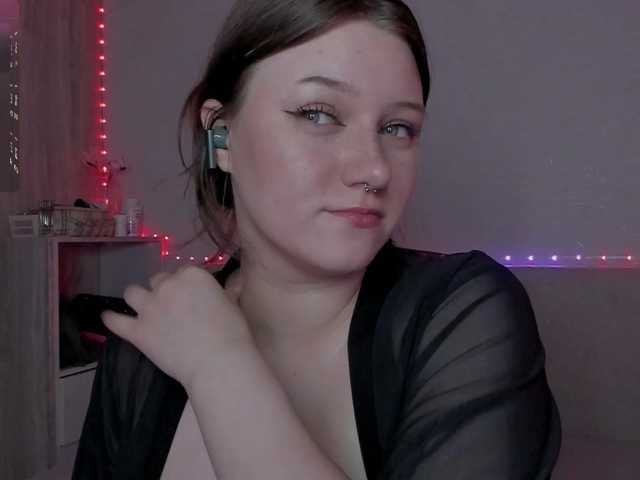 henta1sonya's BongaCams show and profile