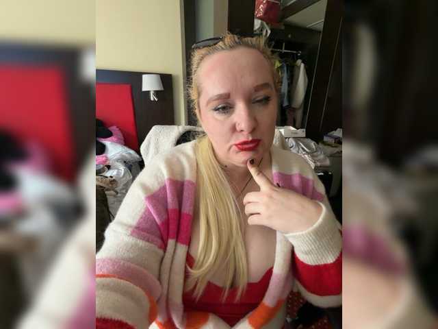 Karina57's BongaCams show and profile