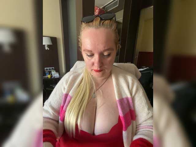 Karina57's BongaCams show and profile