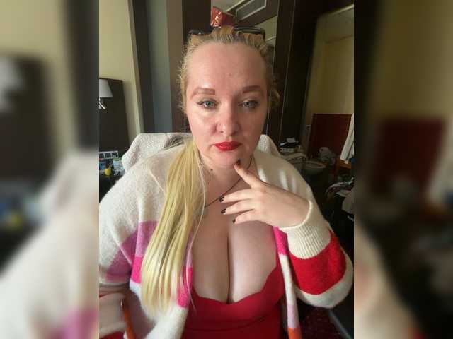 Karina57's BongaCams show and profile