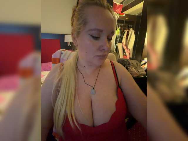 Karina57's BongaCams show and profile