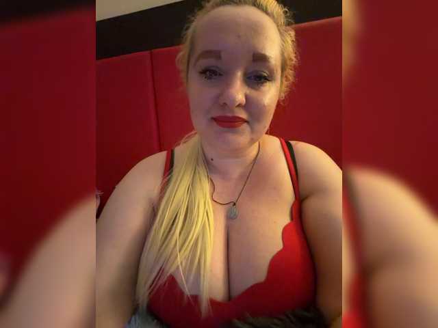 Karina57's BongaCams show and profile