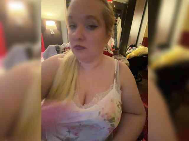 Karina57 Live Webcam on BongaCams