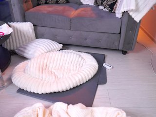 TaraElliot Porn Show