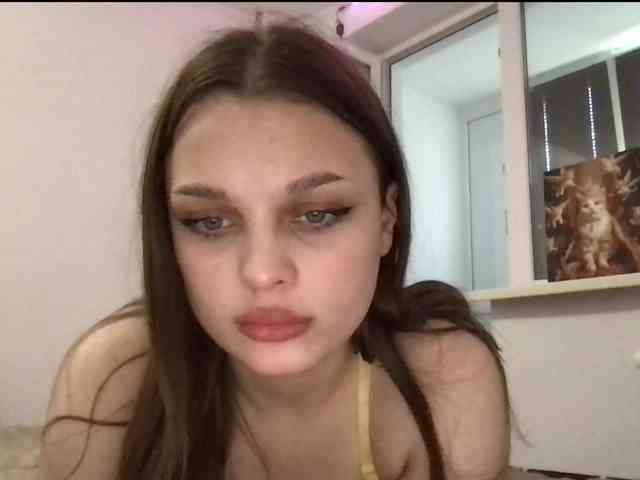 MirraaSs webcam