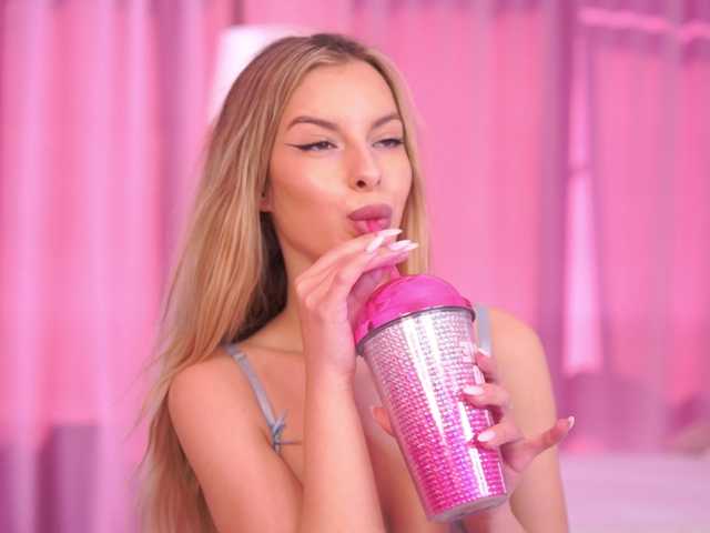 AnnSoleil's BongaCams show and profile