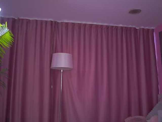 AnnSoleil's BongaCams show and profile