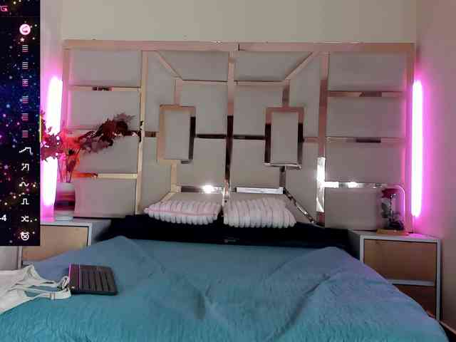 brenda-mejiaa webcam