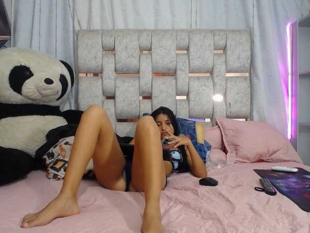 Shofia-bueno's BongaCams show and profile