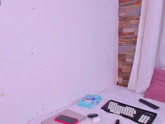 brandy4's BongaCams show and profile