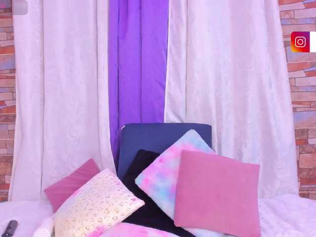 brandy4's BongaCams show and profile