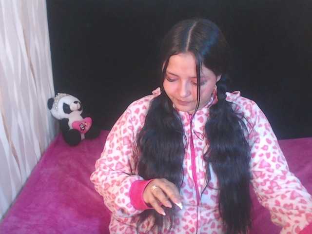 KamylaBIker's BongaCams show and profile