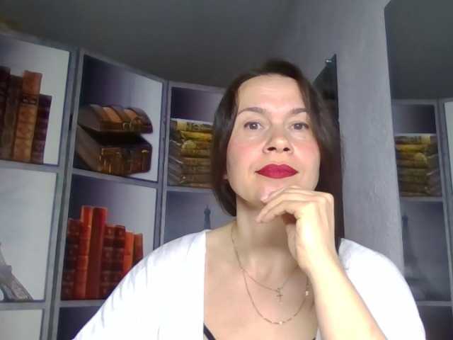 SelenaMoo Live Cam and Statistics on UnifiedCams