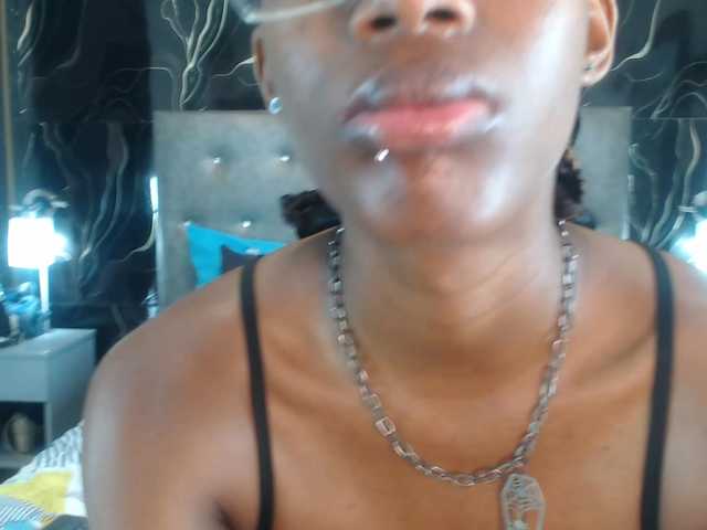 LeinFoxx's BongaCams show and profile