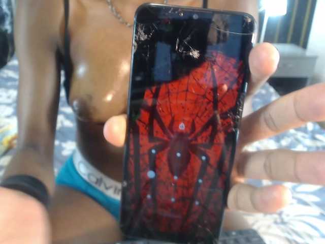 LeinFoxx's BongaCams show and profile