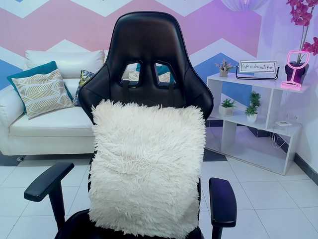 maylimarie's BongaCams show and profile