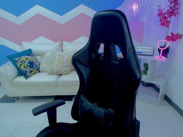 maylimarie's BongaCams show and profile