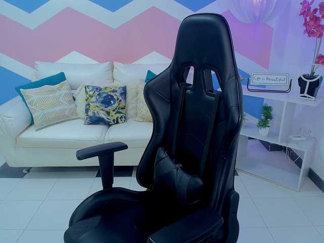 maylimarie's BongaCams show and profile