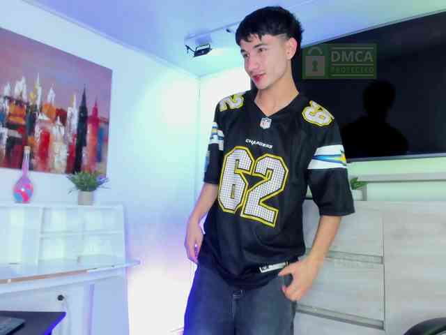 Taylor-Brooks Live Webcam on BongaCams