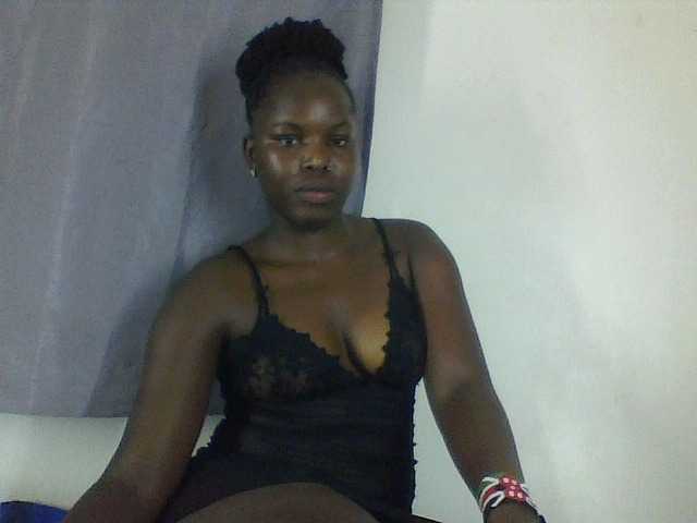 Silkybaby Live Cam on BongaCams