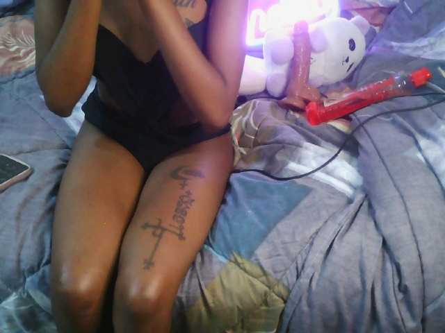 Sexxyfey Live Cam on BongaCams