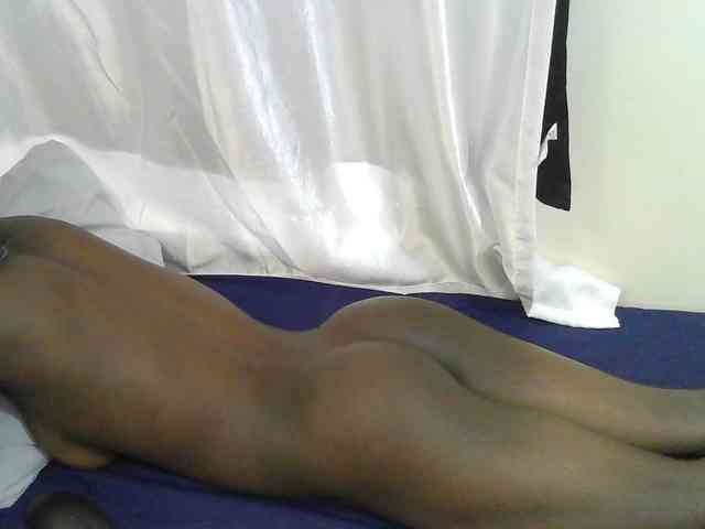 Hot-lolly Live Webcam on BongaCams