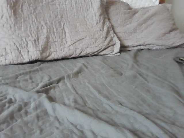 senhoritacara's BongaCams show and profile