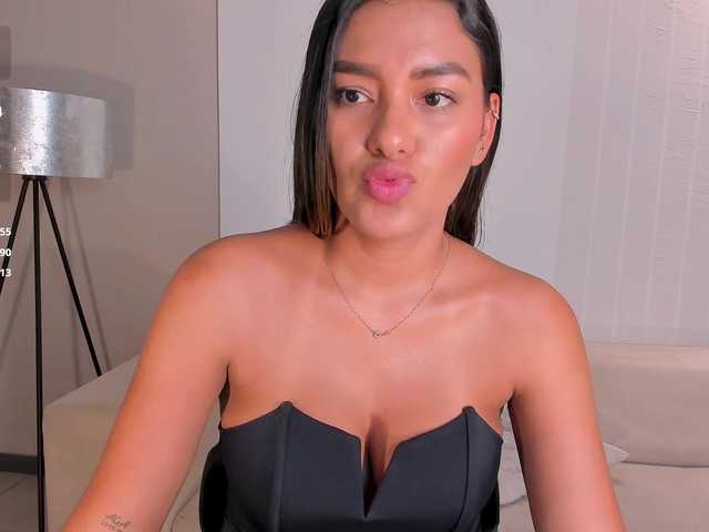 SophieWatsonX's BongaCams show and profile